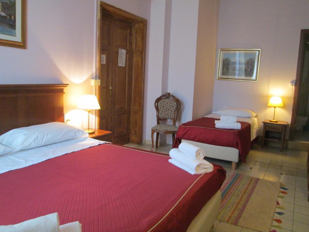 Astrid Hotel Firenze Eksteriør billede